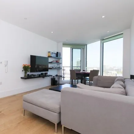 Image 3 - Ensign House, Juniper Drive, London, SW18 1TX, United Kingdom - Apartment for rent