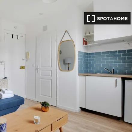 Image 6 - 10 Rue de Sfax, 75116 Paris, France - Apartment for rent