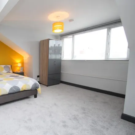 Rent this 1 bed room on Nowell Crescent in Leeds, LS9 6HN