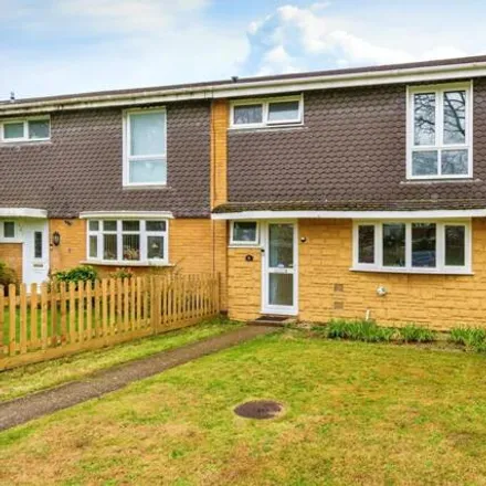 Buy this 3 bed townhouse on 35 Shraveshill Close in Calmore, SO40 2FF