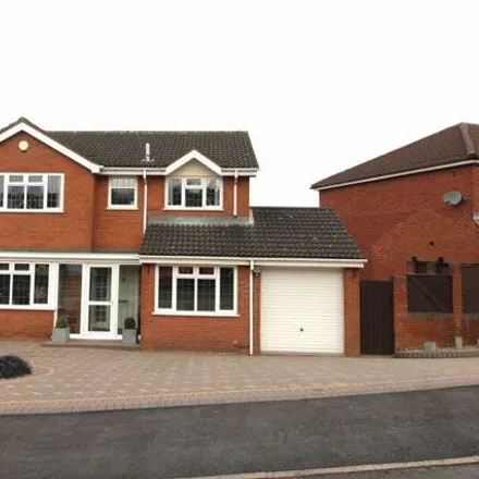 Buy this 4 bed house on Shire Ridge in Brownhills, WS9 9RL