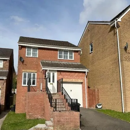 Buy this 3 bed house on Oak Tree Rise in Merthyr Tydfil, CF47 0SN