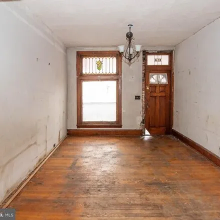 Image 7 - 421 North Robinson Street, Baltimore, MD 21224, USA - Townhouse for sale