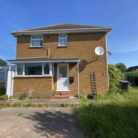 Rent this 2 bed duplex on Pearson's Way in Broadstairs, CT10 3HT