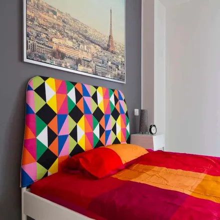 Rent this 8 bed room on Largo Cavalieri di Malta in 4, 20146 Milan MI