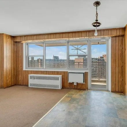 Image 5 - West 5th Street & W Brighton Avenue, West 5th Street, New York, NY 11224, USA - Condo for sale