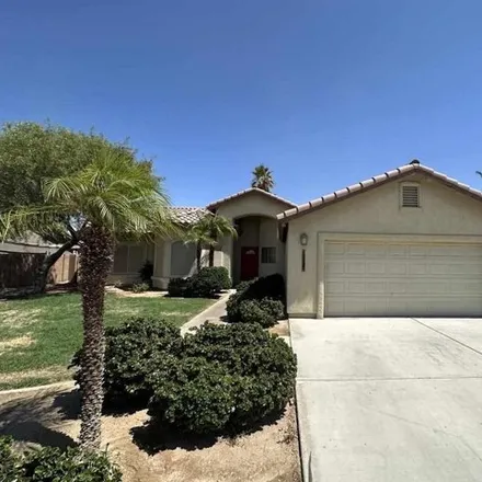 Rent this 3 bed house on 7558 E 26th St in Yuma, Arizona