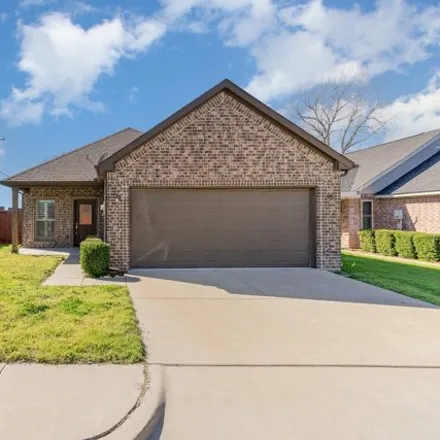 Buy this 3 bed house on 3035 Huntington Court in Waxahachie, TX 75165