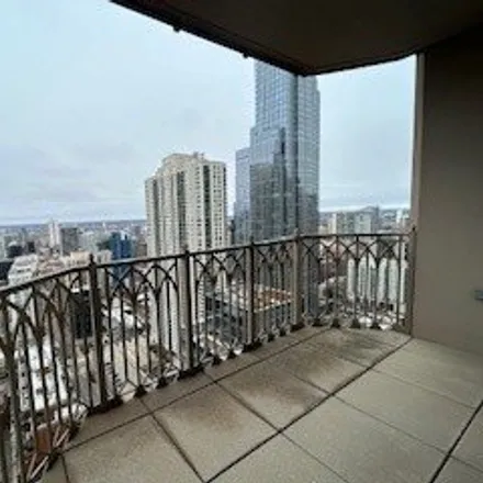Image 6 - The Pinnacle, 21 East Huron Street, Chicago, IL 60611, USA - House for rent
