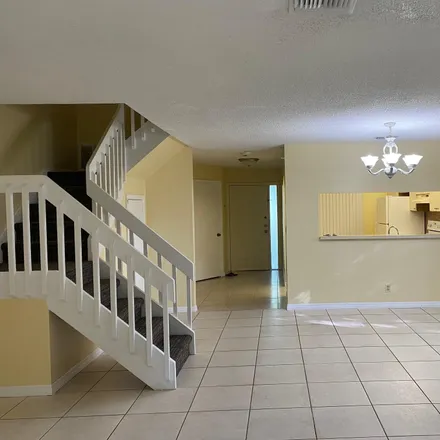 Image 2 - 3966 Cocoplum Circle, Coconut Creek, FL 33063, USA - Townhouse for rent