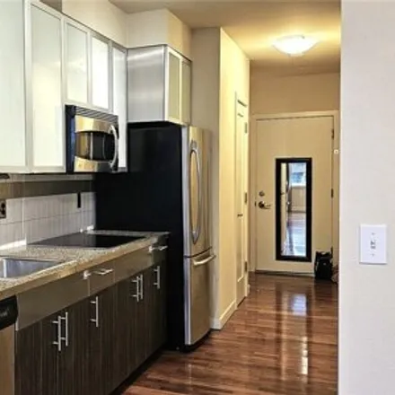 Image 3 - Trio Condos, Bay Street, Seattle, WA 98121, USA - Apartment for rent