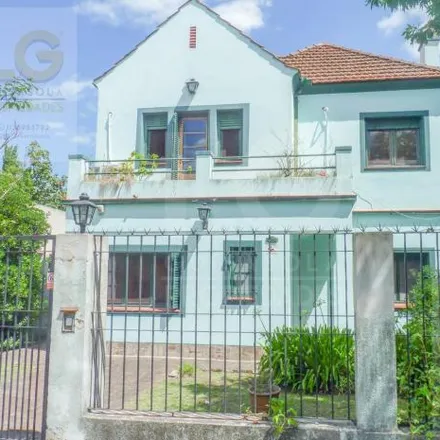 Buy this 5 bed house on Calle 365 in Partido de Berazategui, 1884 Ranelagh