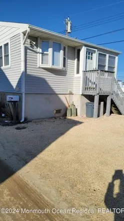 Image 3 - 116 West Plover Way, Dover Beaches North, Toms River, NJ 08735, USA - House for rent