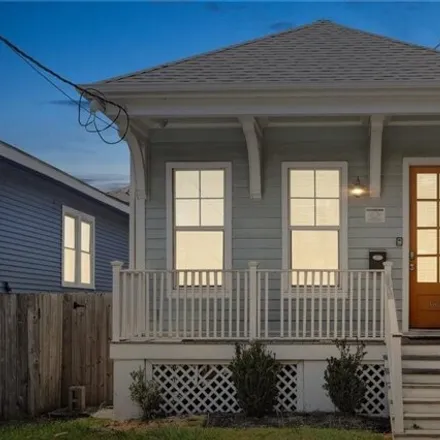 Image 1 - 1629 North Roman Street, New Orleans, LA 70116, USA - House for sale