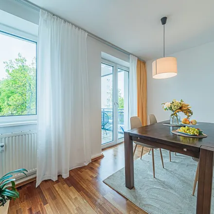 Image 4 - Saalburgallee, 60385 Frankfurt, Germany - Apartment for rent