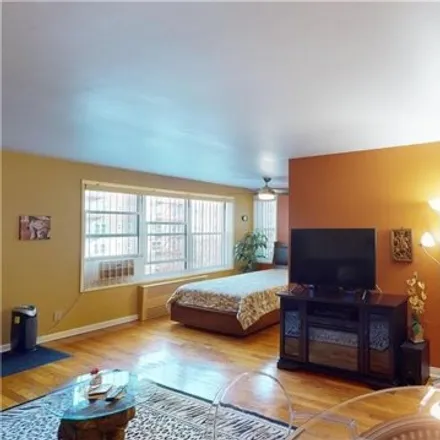 Image 5 - Midland Avenue, Gunther Park, City of Yonkers, NY 10704, USA - Apartment for sale