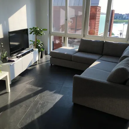 Rent this 1 bed apartment on Winkelcentrum Vleuterweide in Zuiderburchtplaats, 3452 MS Vleuten