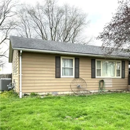 Buy this 3 bed house on 924 Edgewood Drive in Upper Sandusky, OH 43351