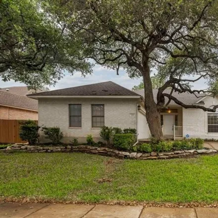 Buy this 3 bed house on 245 East Creekview Drive in Fredericksburg, TX 78624