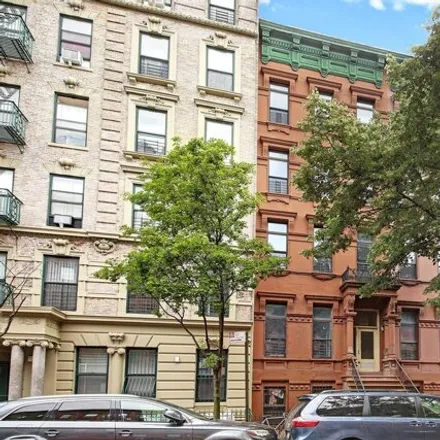 Buy this 7 bed house on 18 West 127th Street in New York, NY 10027
