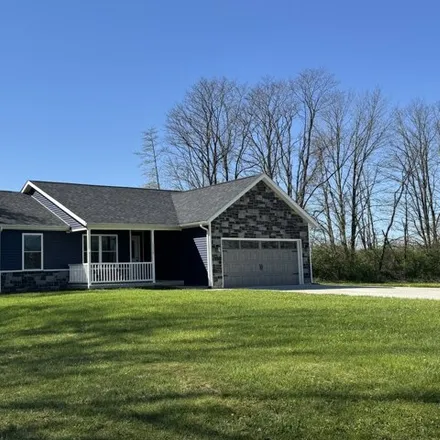 Buy this 3 bed house on 1615 North Cowlitz Trail in Decatur County, IN 47240