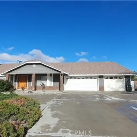 Rent this 3 bed house on 13841 Choco Road in Apple Valley, CA 92307