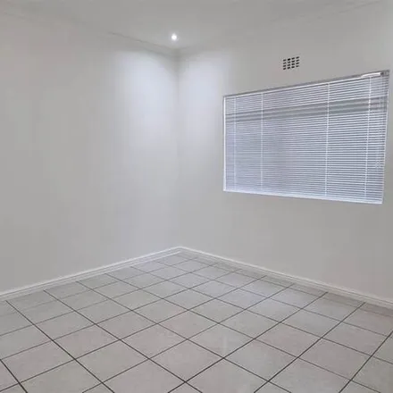 Image 6 - Melbourne Road, Cape Town Ward 60, Cape Town, 7780, South Africa - Apartment for rent