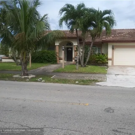 Buy this 6 bed house on 695 North Dixie Highway in Pompano Beach, FL 33060