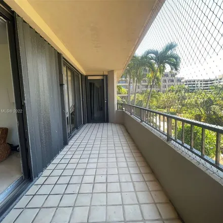 Image 2 - Ocean Sound, 251 Crandon Boulevard, Key Biscayne, Miami-Dade County, FL 33149, USA - Apartment for rent