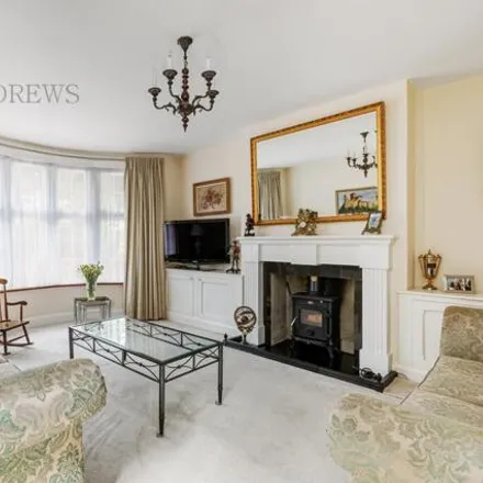 Buy this 5 bed duplex on 13 Queen Anne's Grove in London, W5 3XP