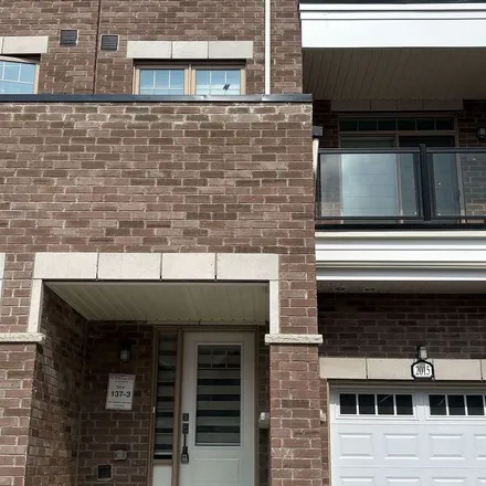Image 3 - 2011 Cameron Lott Crescent, Oshawa, ON L1K 0C8, Canada - Apartment for rent