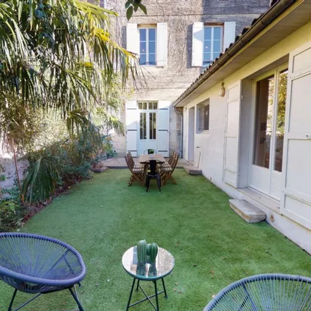 Rent this 8 bed apartment on 38 Rue Charles Monselet in 33000 Bordeaux, France