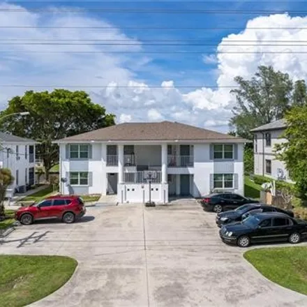 Image 1 - 425 Southwest 47th Terrace, Cape Coral, FL 33914, USA - Duplex for sale