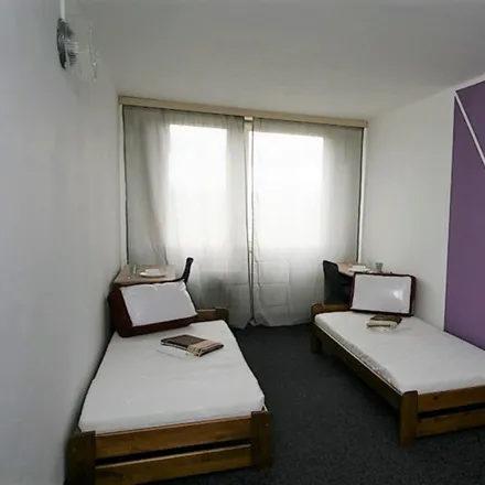 Image 1 - Hotel DUM, Kutilova 3061/2, 143 00 Prague, Czechia - Room for rent
