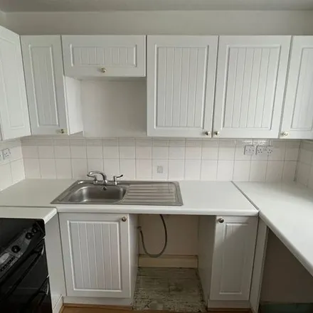 Image 3 - Burroughs Gardens, Liverpool, L3 6EH, United Kingdom - Apartment for rent