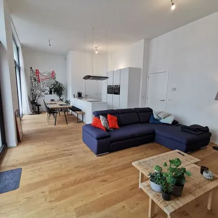 Rent this 2 bed apartment on Chambon in Rue des Boiteux - Kreupelenstraat, 1000 Brussels