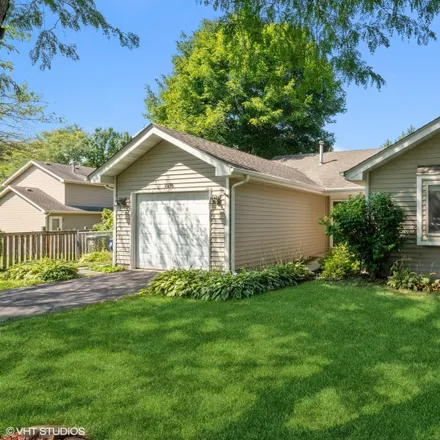 Buy this 3 bed house on 2295 Woodview Court in Naperville, IL 60565