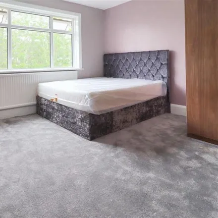 Rent this 1 bed room on 77 Becketts Park Drive in Leeds, LS6 3PB