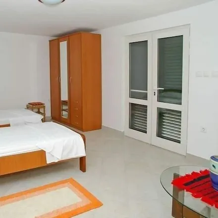 Rent this 3 bed house on Vela luka in Obala 4, 20270 Vela Luka