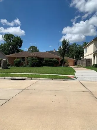 Rent this 3 bed house on 4041 Glenshire Drive in Houston, TX 77025