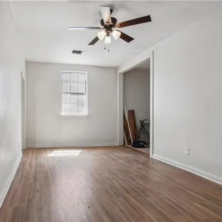 Image 5 - 2047 Upperline St, New Orleans, Louisiana, 70115 - House for sale