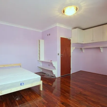Rent this 1 bed room on Fishponds Road in London, SW17 7LL