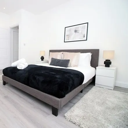 Rent this 1 bed apartment on Stow Hill in NP20 4BN, United Kingdom