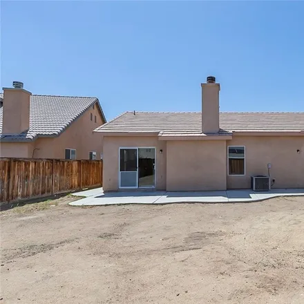 Image 7 - 13697 Afton Circle, Victorville, CA 92392, USA - House for sale