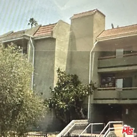Rent this 1 bed apartment on Irolo Street in Los Angeles, CA 90005