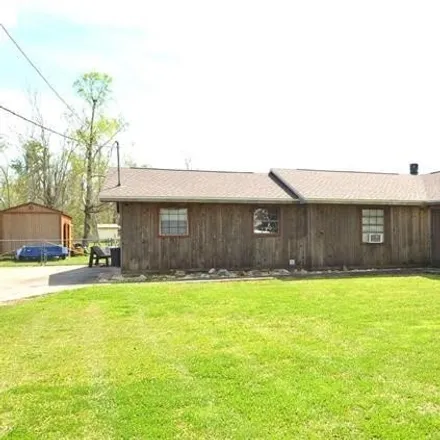 Buy this 3 bed house on 299 Peacefull Lane in Lafourche Parish, LA 70364