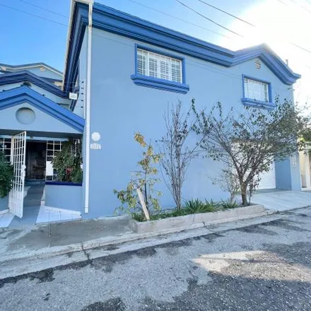 Buy this 6 bed house on Instituto Morelos in Calle del Acantilado, Playas de Tijuana Secc Costa Hermosa
