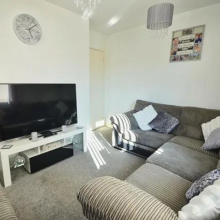 Image 9 - Langdale Grove, Corby, NN17 2DE, United Kingdom - Apartment for sale