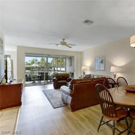 Image 7 - 23339 Coconut Island Drive, Coconut Shores, Lee County, FL 34134, USA - Condo for sale