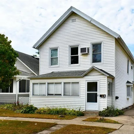 Buy this 3 bed house on 517 Chatfield Street in Winona, MN 55987